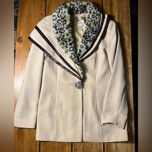 Midnight Velvet Cream Blazer with Leopard Faux Fur Collar